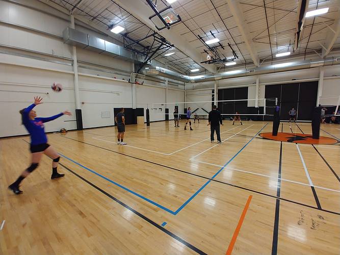 6/11/22 - Indoor Reverse Coed 4's Volleyball Tournament @ Sport Stable